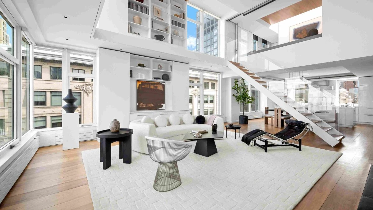 A Downtown Penthouse Redefines “House in the Sky” Living in Hudson Square